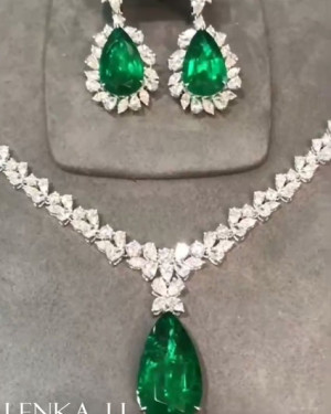 Emerald Necklace